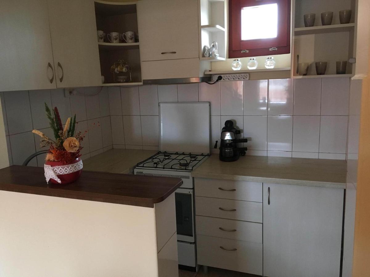 Bicsak Apartman Lejlighed Joseni Eksteriør billede